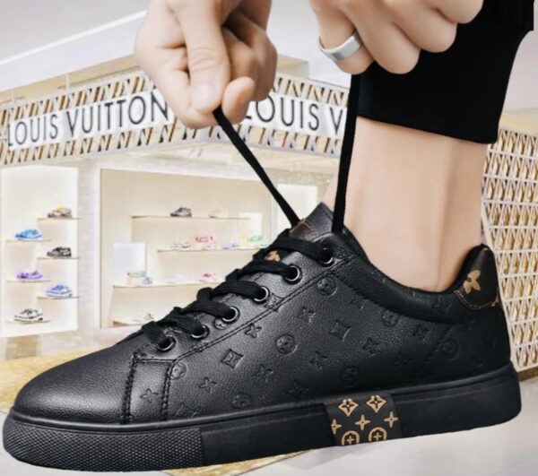 TENIS LOUIS VUITTON ( SE ENVIA SURTIDO)NUMERACION DEL 3 AL 8