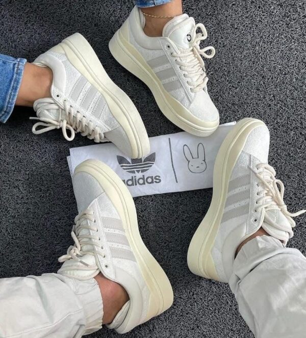 Tenis BadBunny Beige ( talla se envia surtida) - Imagen 2