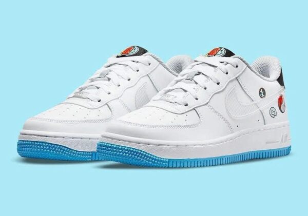 Tenis Blanco con azúl ( se envia talla Surtida)