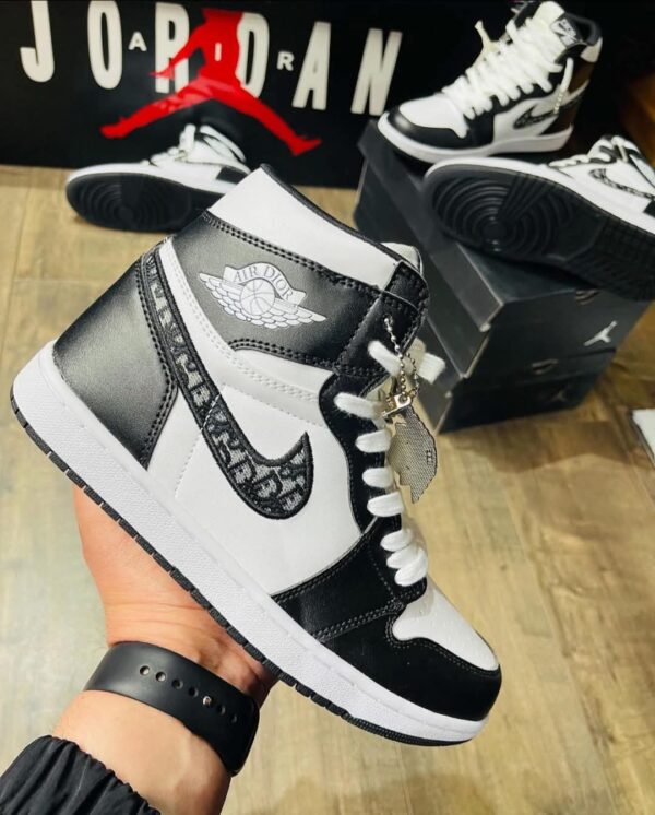 Tenis Bota Tipo Dior Negro ( se envia talla surtida) - Imagen 3