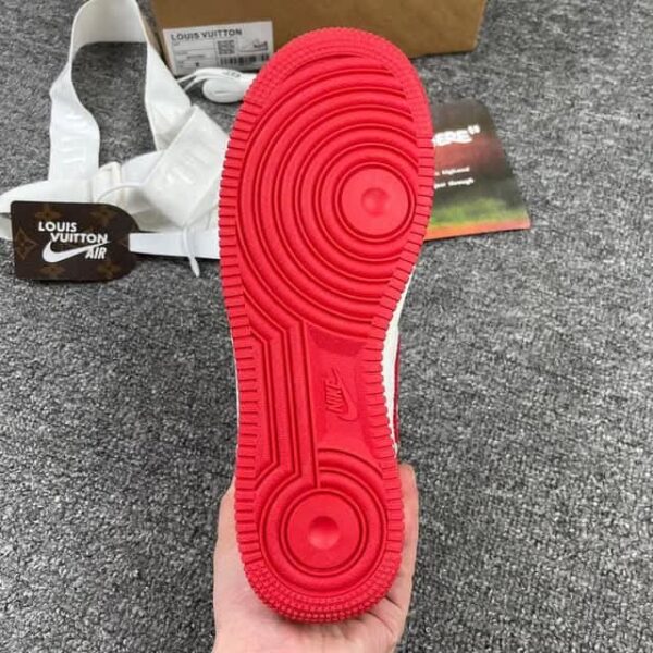 Tenis Red/White tipo Nike ( se envía talla surtida) - Imagen 4