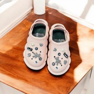 Crocks Juveniles con Pines black & white ( se envia surtido)