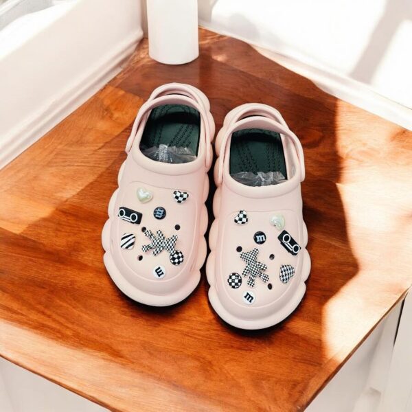 Crocks Juveniles con Pines black & white ( se envia surtido)