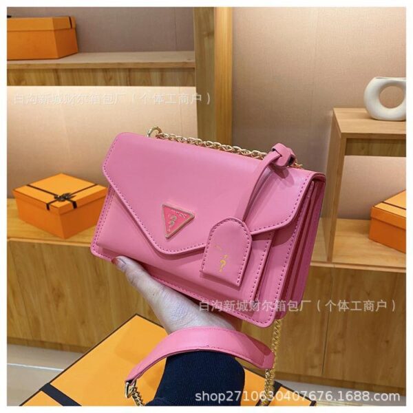 Bolsa Guess Placa (se envia surtido) - Imagen 4