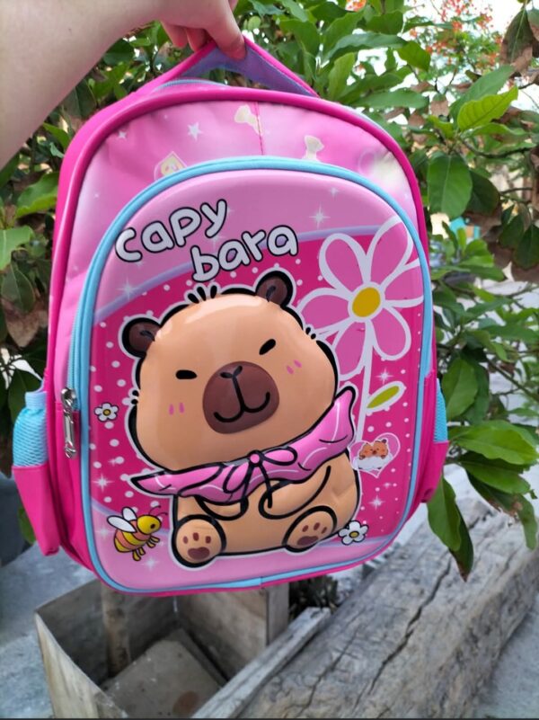 Mochila Preescolar Capibara ( Incluye Lapicera)