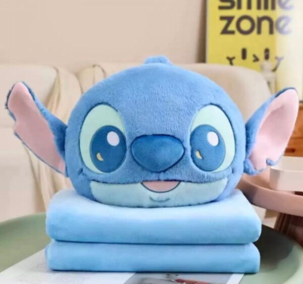 Almohada & Frazada de Personajes (se envia surtido)